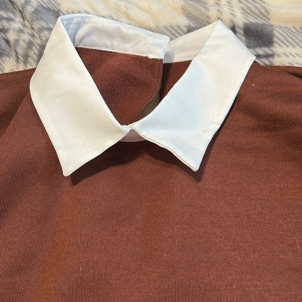 Collar crewneck